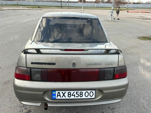 Серый ВАЗ 2110, объемом двигателя 1.5 л и пробегом 350 тыс. км за 1500 $, фото 4 на Automoto.ua