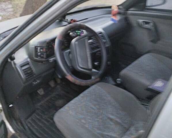 Сірий ВАЗ 2110, об'ємом двигуна 1.5 л та пробігом 200 тис. км за 1850 $, фото 2 на Automoto.ua
