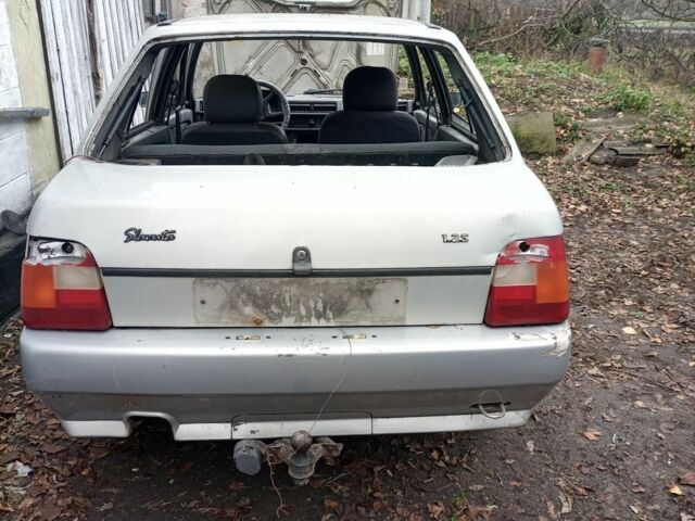 Серый ВАЗ 2110, объемом двигателя 1.2 л и пробегом 10 тыс. км за 142 $, фото 1 на Automoto.ua