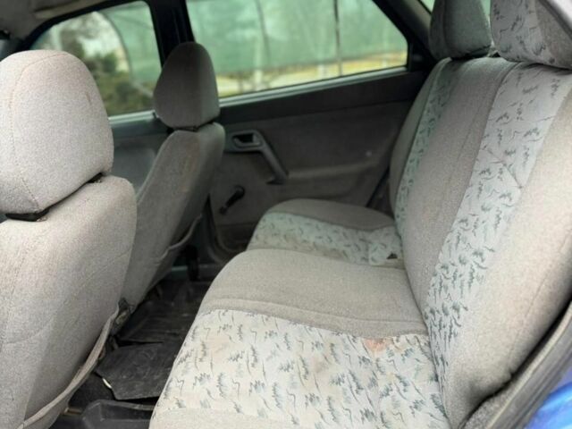 Синий ВАЗ 2110, объемом двигателя 1.6 л и пробегом 240 тыс. км за 1150 $, фото 6 на Automoto.ua