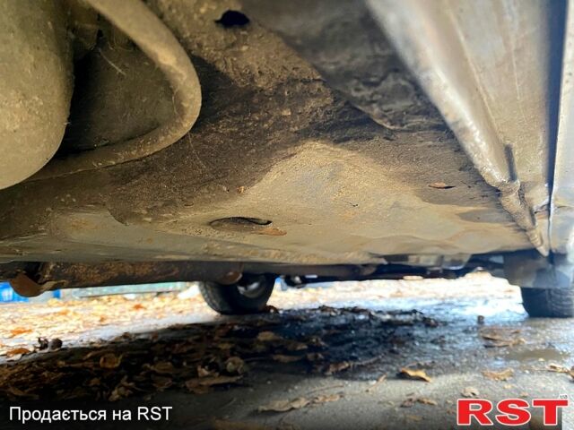 Синий ВАЗ 2110, объемом двигателя 1.5 л и пробегом 253 тыс. км за 1200 $, фото 5 на Automoto.ua