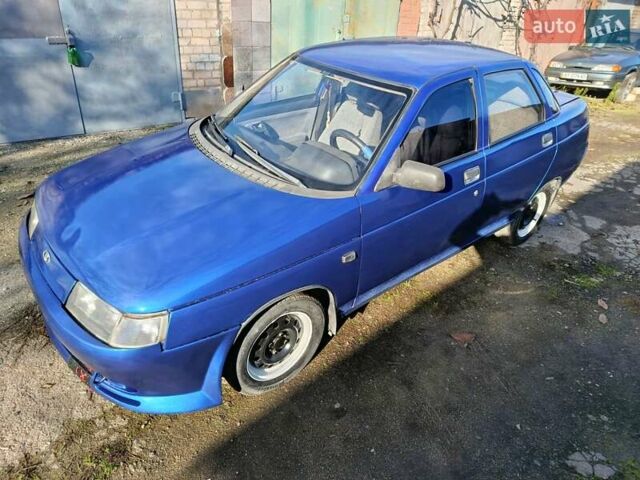 Синий ВАЗ 2110, объемом двигателя 1.5 л и пробегом 300 тыс. км за 999 $, фото 7 на Automoto.ua