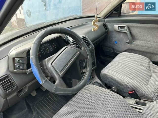 Синий ВАЗ 2110, объемом двигателя 1.5 л и пробегом 300 тыс. км за 999 $, фото 18 на Automoto.ua