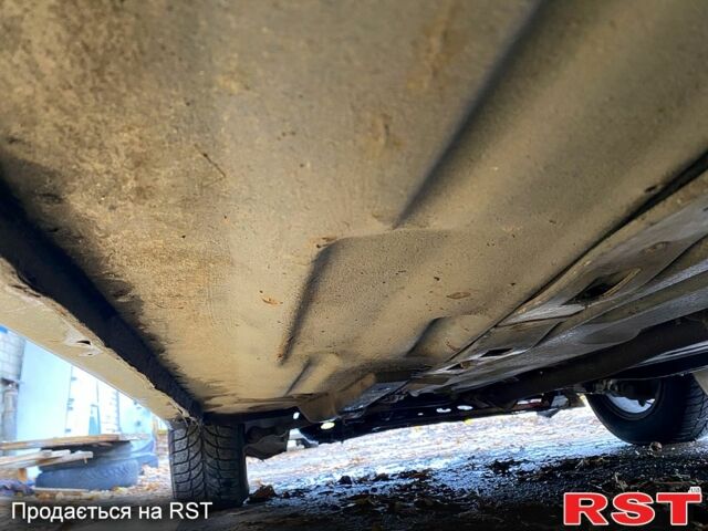 Синий ВАЗ 2110, объемом двигателя 1.5 л и пробегом 253 тыс. км за 1200 $, фото 6 на Automoto.ua