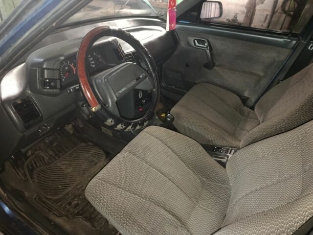 ВАЗ 2110 1999 у Краматорске на Automoto.ua Синій ВАЗ 2110, об'ємом двигуна 0 л та пробігом 300 тис. км за 1116 $, фото 4 на Automoto.ua