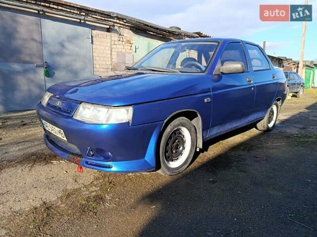 Синий ВАЗ 2110, объемом двигателя 1.5 л и пробегом 300 тыс. км за 999 $, фото 2 на Automoto.ua