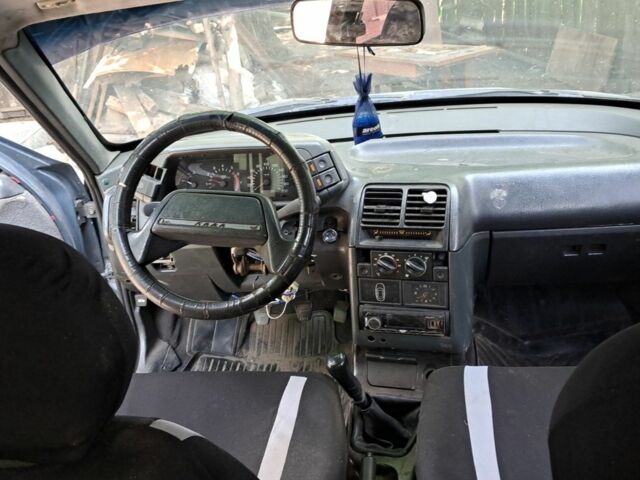 Синий ВАЗ 2110, объемом двигателя 0 л и пробегом 200 тыс. км за 1300 $, фото 2 на Automoto.ua