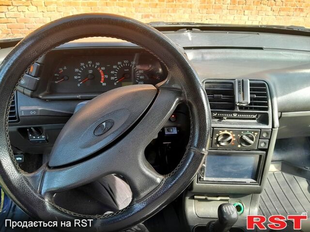 Синій ВАЗ 2110, об'ємом двигуна 1.5 л та пробігом 358 тис. км за 1300 $, фото 5 на Automoto.ua