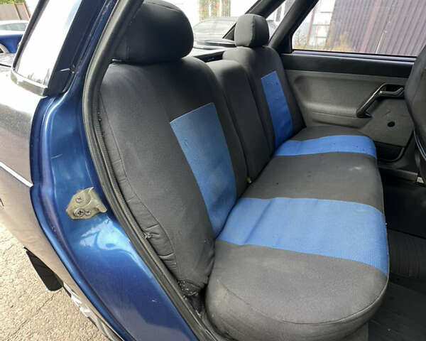 Синій ВАЗ 2110, об'ємом двигуна 1.5 л та пробігом 278 тис. км за 1950 $, фото 11 на Automoto.ua