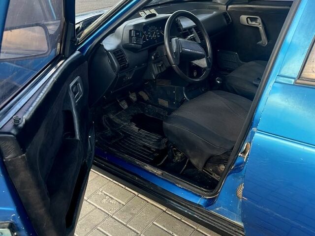 Синій ВАЗ 2110, об'ємом двигуна 1.6 л та пробігом 200 тис. км за 1299 $, фото 3 на Automoto.ua