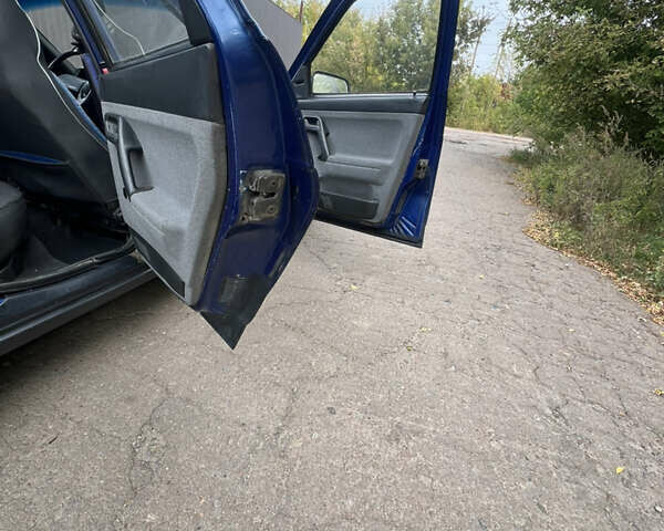 Синій ВАЗ 2110, об'ємом двигуна 1.5 л та пробігом 278 тис. км за 1950 $, фото 8 на Automoto.ua
