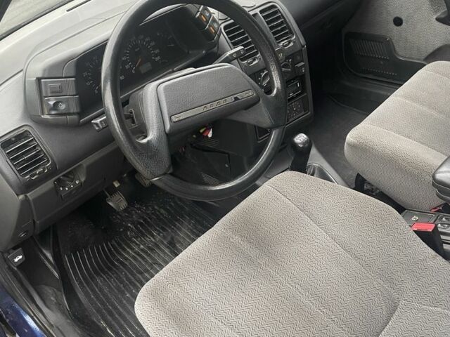 Синій ВАЗ 2110, об'ємом двигуна 1.5 л та пробігом 200 тис. км за 2100 $, фото 6 на Automoto.ua