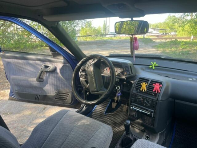 Синій ВАЗ 2110, об'ємом двигуна 1.5 л та пробігом 200 тис. км за 1550 $, фото 5 на Automoto.ua