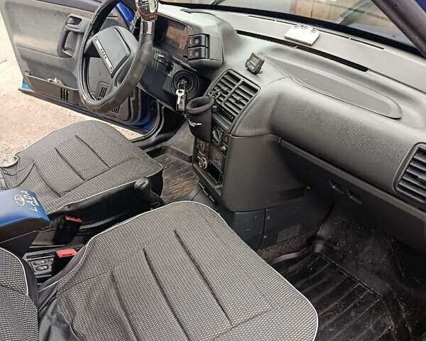 Синій ВАЗ 2110, об'ємом двигуна 1.5 л та пробігом 277 тис. км за 2100 $, фото 5 на Automoto.ua