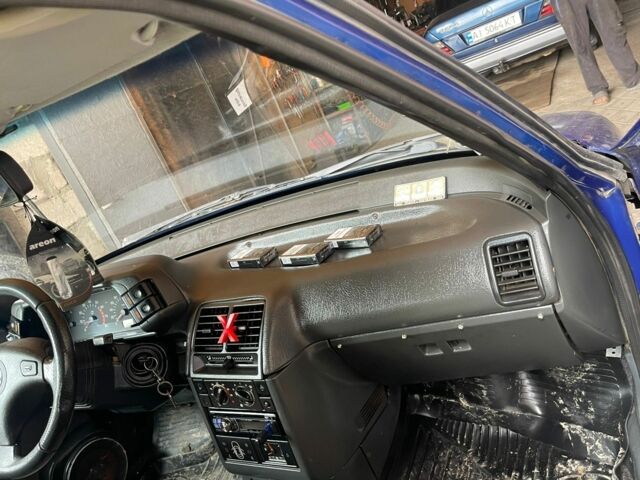 Синій ВАЗ 2110, об'ємом двигуна 0 л та пробігом 350 тис. км за 853 $, фото 5 на Automoto.ua