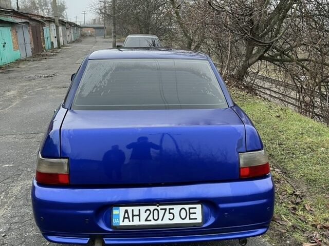 Синий ВАЗ 2110, объемом двигателя 1.6 л и пробегом 300 тыс. км за 1350 $, фото 4 на Automoto.ua