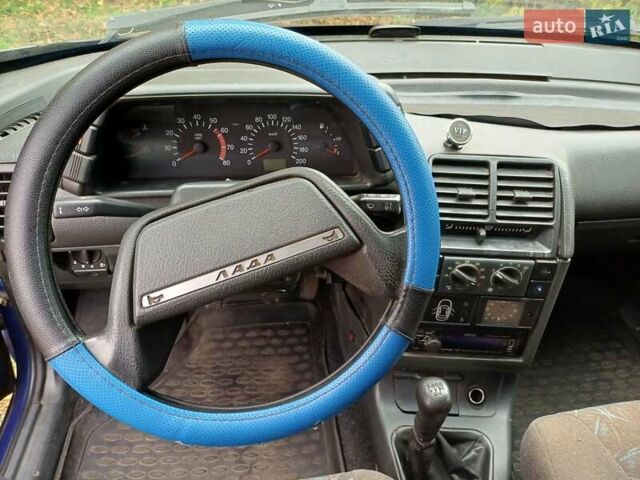 Синий ВАЗ 2110, объемом двигателя 1.5 л и пробегом 369 тыс. км за 1650 $, фото 5 на Automoto.ua