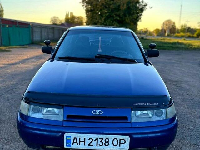 Синий ВАЗ 2110, объемом двигателя 1.6 л и пробегом 210 тыс. км за 2000 $, фото 2 на Automoto.ua