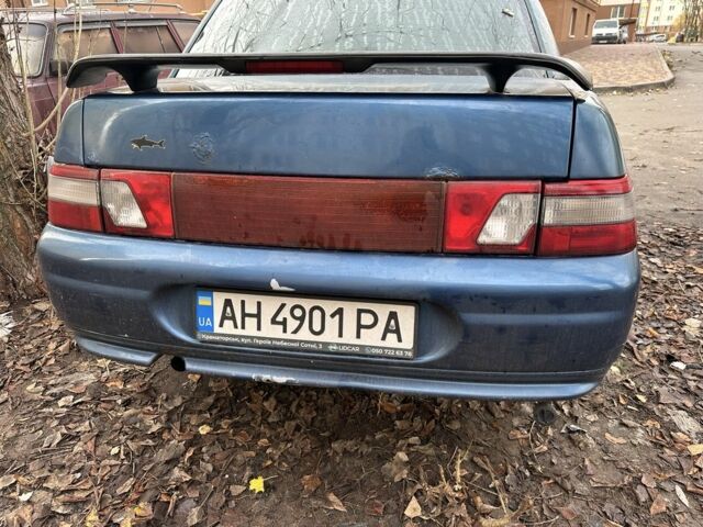 Синий ВАЗ 2110, объемом двигателя 1.5 л и пробегом 250 тыс. км за 650 $, фото 4 на Automoto.ua