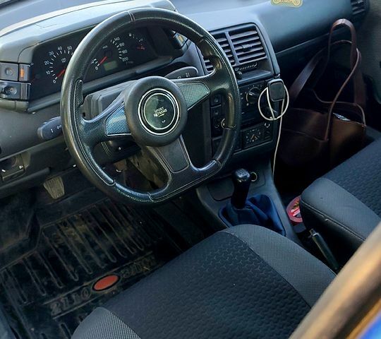 Синій ВАЗ 2110, об'ємом двигуна 1.5 л та пробігом 290 тис. км за 2150 $, фото 4 на Automoto.ua