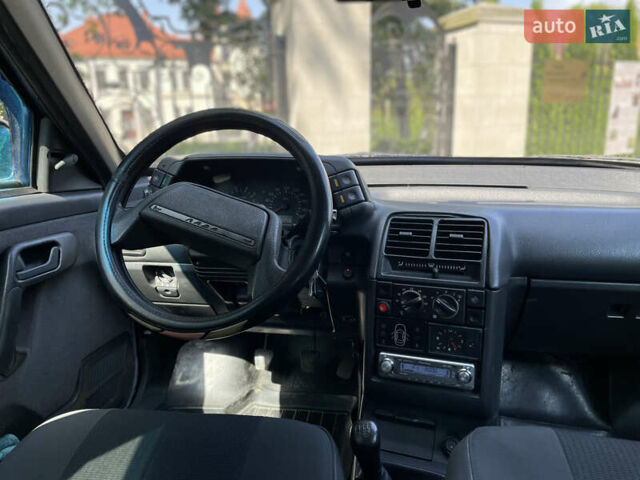 Синій ВАЗ 2110, об'ємом двигуна 1.5 л та пробігом 215 тис. км за 2099 $, фото 10 на Automoto.ua