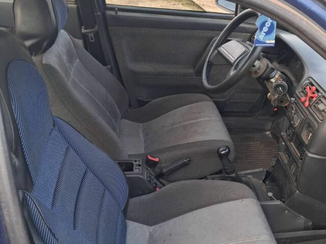 Синий ВАЗ 2110, объемом двигателя 0 л и пробегом 1 тыс. км за 1500 $, фото 5 на Automoto.ua