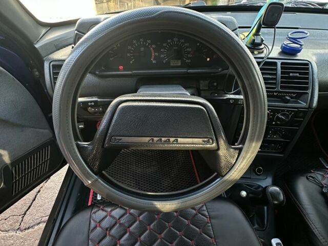 Синий ВАЗ 2110, объемом двигателя 1.5 л и пробегом 176 тыс. км за 2600 $, фото 11 на Automoto.ua
