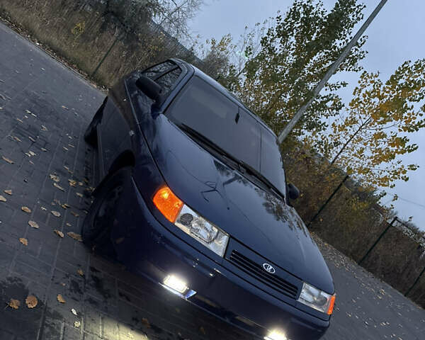 Синий ВАЗ 2110, объемом двигателя 1.6 л и пробегом 222 тыс. км за 2100 $, фото 2 на Automoto.ua