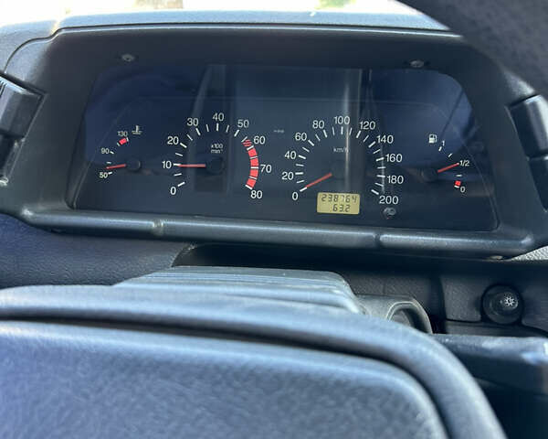 Синий ВАЗ 2110, объемом двигателя 1.6 л и пробегом 238 тыс. км за 1500 $, фото 2 на Automoto.ua