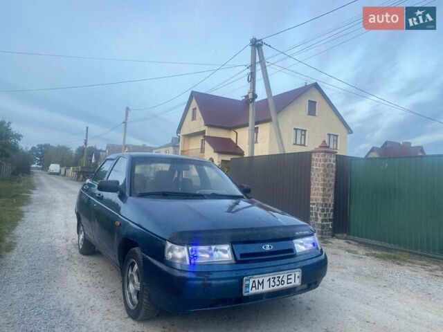 Синий ВАЗ 2110, объемом двигателя 1.6 л и пробегом 200 тыс. км за 950 $, фото 2 на Automoto.ua