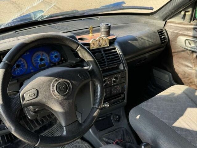Синий ВАЗ 2110, объемом двигателя 0 л и пробегом 155 тыс. км за 1900 $, фото 7 на Automoto.ua