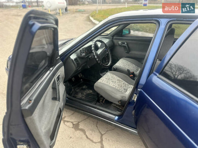 Синий ВАЗ 2110, объемом двигателя 1.6 л и пробегом 275 тыс. км за 1499 $, фото 18 на Automoto.ua