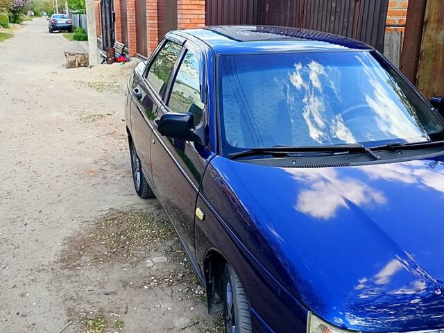 Синий ВАЗ 2110, объемом двигателя 1.6 л и пробегом 168 тыс. км за 2200 $, фото 1 на Automoto.ua