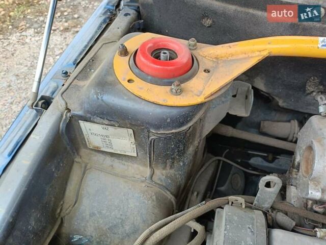Синій ВАЗ 2110, об'ємом двигуна 1.6 л та пробігом 230 тис. км за 2400 $, фото 11 на Automoto.ua