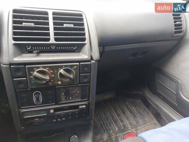 Синий ВАЗ 2110, объемом двигателя 1.6 л и пробегом 199 тыс. км за 950 $, фото 10 на Automoto.ua