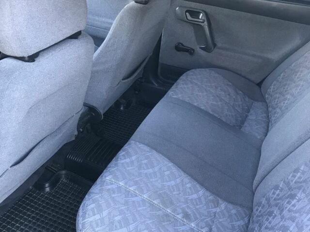 Синий ВАЗ 2110, объемом двигателя 1.6 л и пробегом 285 тыс. км за 1200 $, фото 2 на Automoto.ua