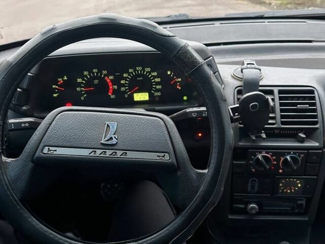 Синий ВАЗ 2110, объемом двигателя 1.6 л и пробегом 101 тыс. км за 1600 $, фото 9 на Automoto.ua