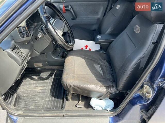 Синий ВАЗ 2110, объемом двигателя 1.6 л и пробегом 364 тыс. км за 1600 $, фото 20 на Automoto.ua