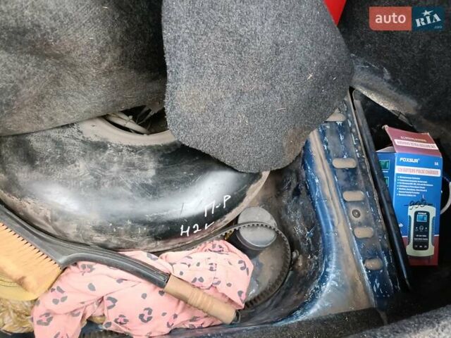 Синій ВАЗ 2110, об'ємом двигуна 1.6 л та пробігом 230 тис. км за 2400 $, фото 10 на Automoto.ua