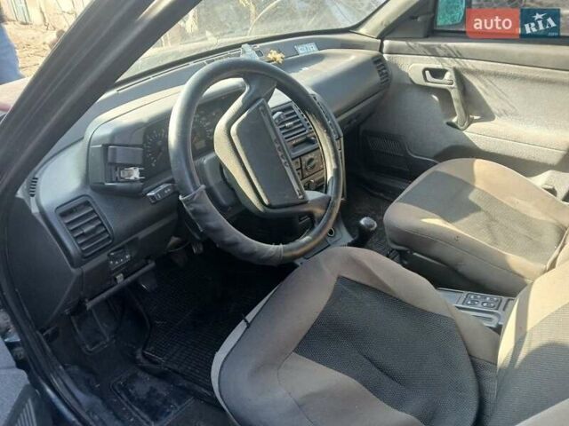Синий ВАЗ 2110, объемом двигателя 1.6 л и пробегом 200 тыс. км за 1400 $, фото 1 на Automoto.ua