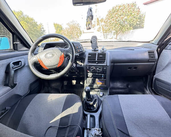 Синій ВАЗ 2110, об'ємом двигуна 1.6 л та пробігом 160 тис. км за 2400 $, фото 8 на Automoto.ua