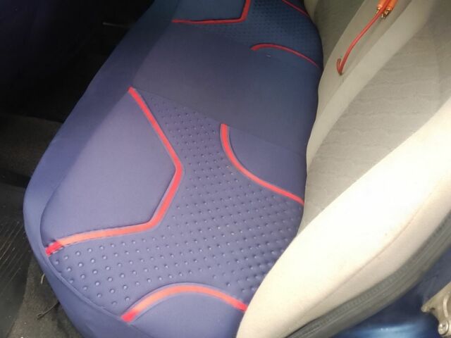 Синий ВАЗ 2110, объемом двигателя 1.6 л и пробегом 200 тыс. км за 1426 $, фото 6 на Automoto.ua