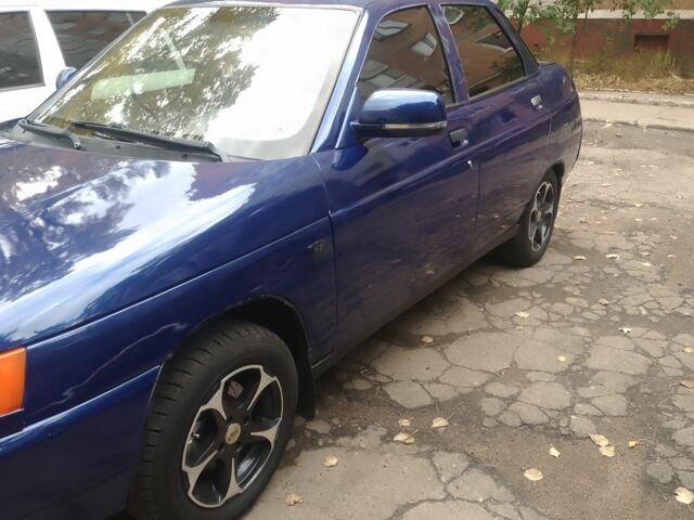 Синий ВАЗ 2110, объемом двигателя 1.6 л и пробегом 200 тыс. км за 1426 $, фото 3 на Automoto.ua