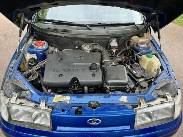Синій ВАЗ 2110, об'ємом двигуна 0.16 л та пробігом 190 тис. км за 2800 $, фото 7 на Automoto.ua