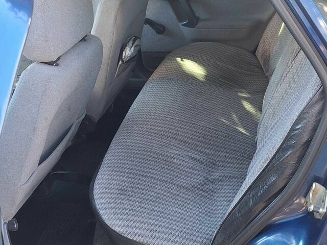 Синий ВАЗ 2110, объемом двигателя 1.6 л и пробегом 230 тыс. км за 2000 $, фото 2 на Automoto.ua