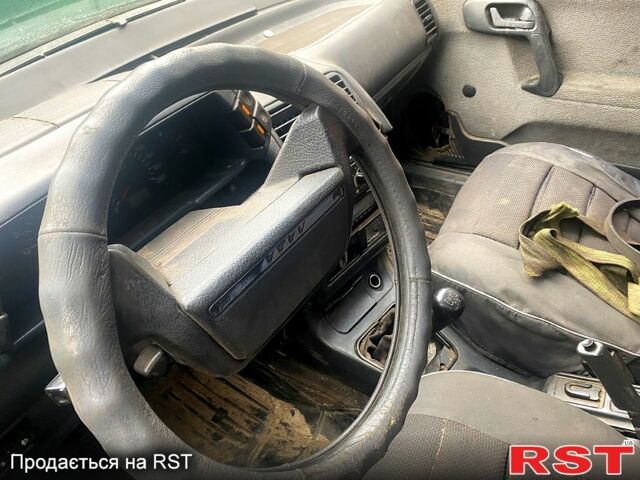 Синий ВАЗ 2110, объемом двигателя 1.5 л и пробегом 400 тыс. км за 700 $, фото 3 на Automoto.ua