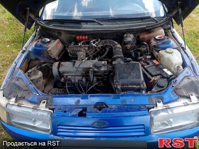 Синій ВАЗ 2110, об'ємом двигуна 1.6 л та пробігом 250 тис. км за 1600 $, фото 8 на Automoto.ua