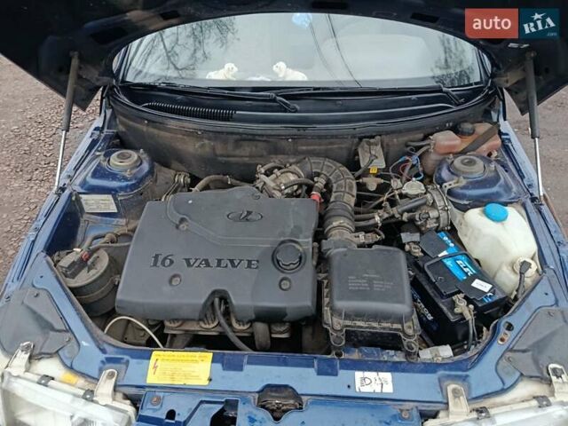 Синій ВАЗ 2110, об'ємом двигуна 1.6 л та пробігом 190 тис. км за 1900 $, фото 2 на Automoto.ua