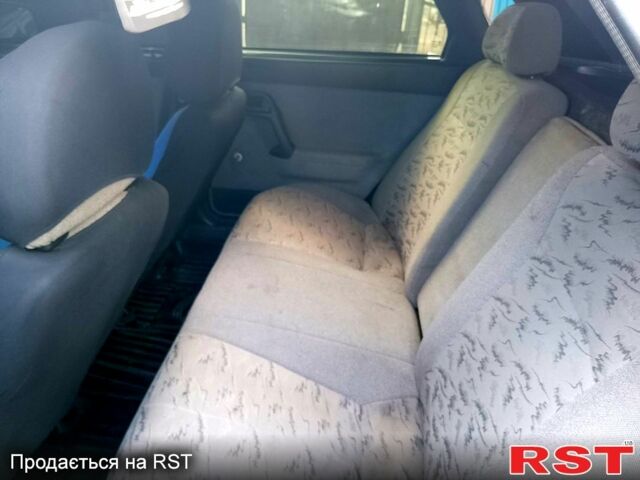 Синій ВАЗ 2110, об'ємом двигуна 1.6 л та пробігом 200 тис. км за 1800 $, фото 10 на Automoto.ua