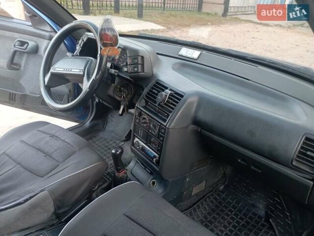 Синій ВАЗ 2110, об'ємом двигуна 1.6 л та пробігом 210 тис. км за 2950 $, фото 5 на Automoto.ua
